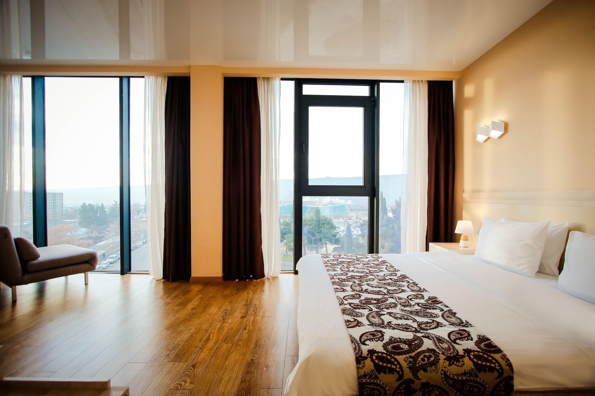 Iveria Inn Hotel Tbilisi Eksteriør bilde