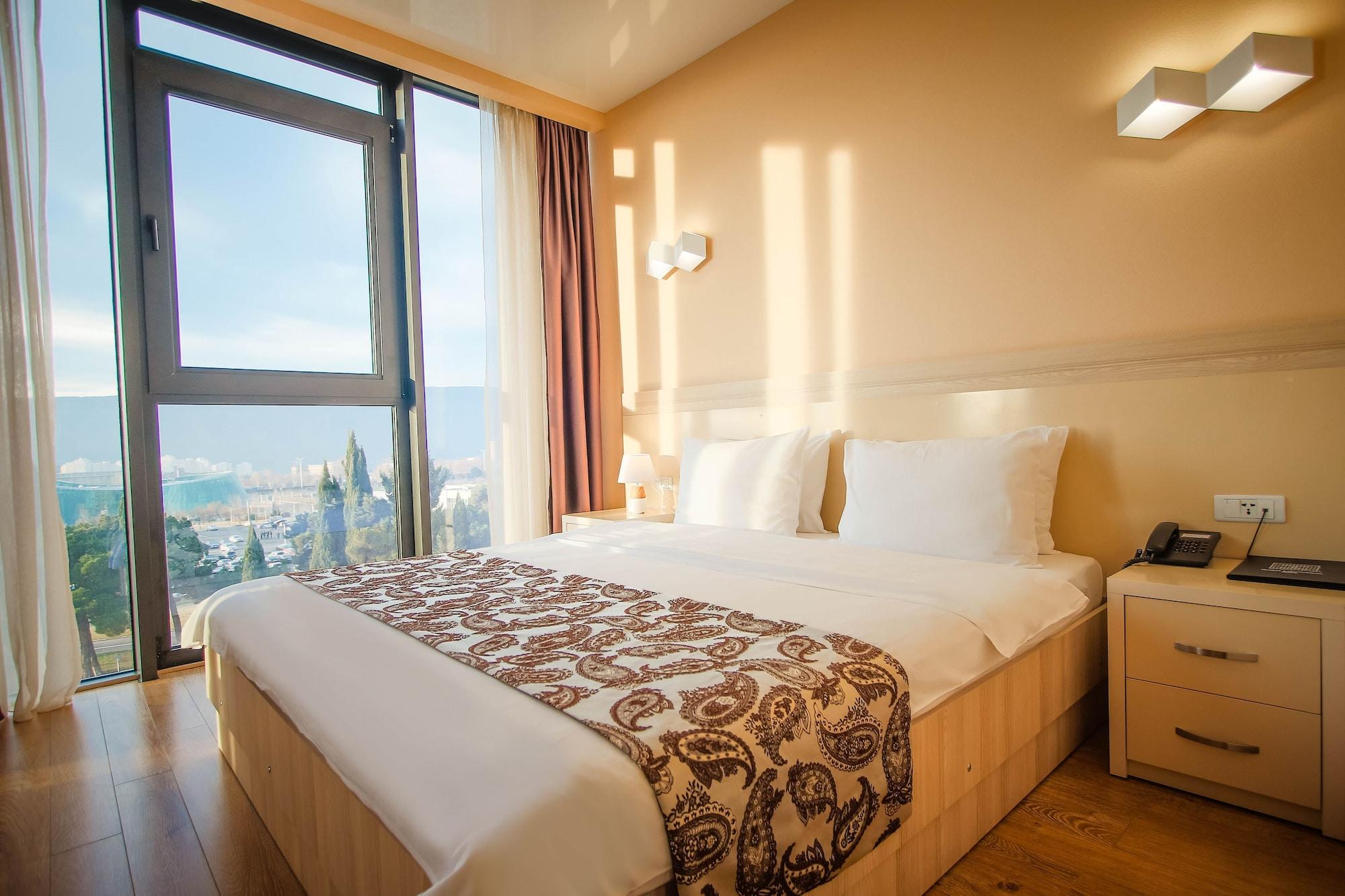 Iveria Inn Hotel Tbilisi Eksteriør bilde