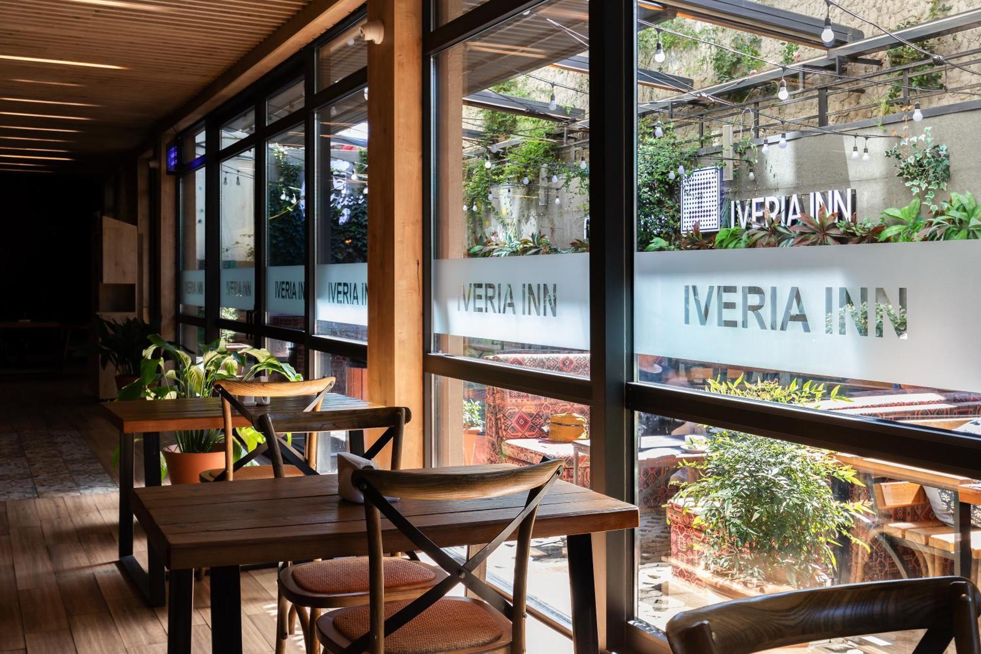 Iveria Inn Hotel Tbilisi Eksteriør bilde