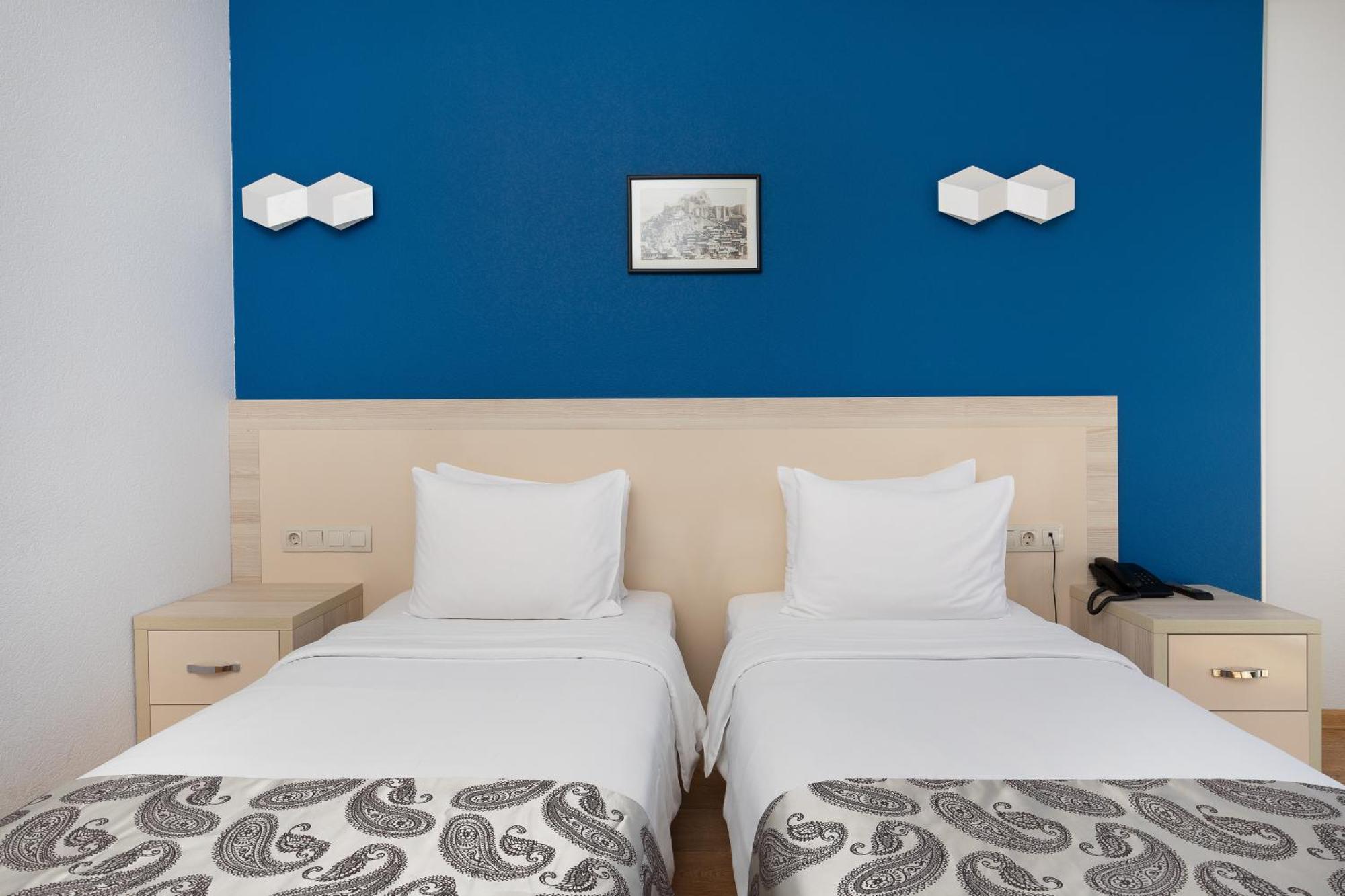 Iveria Inn Hotel Tbilisi Rom bilde