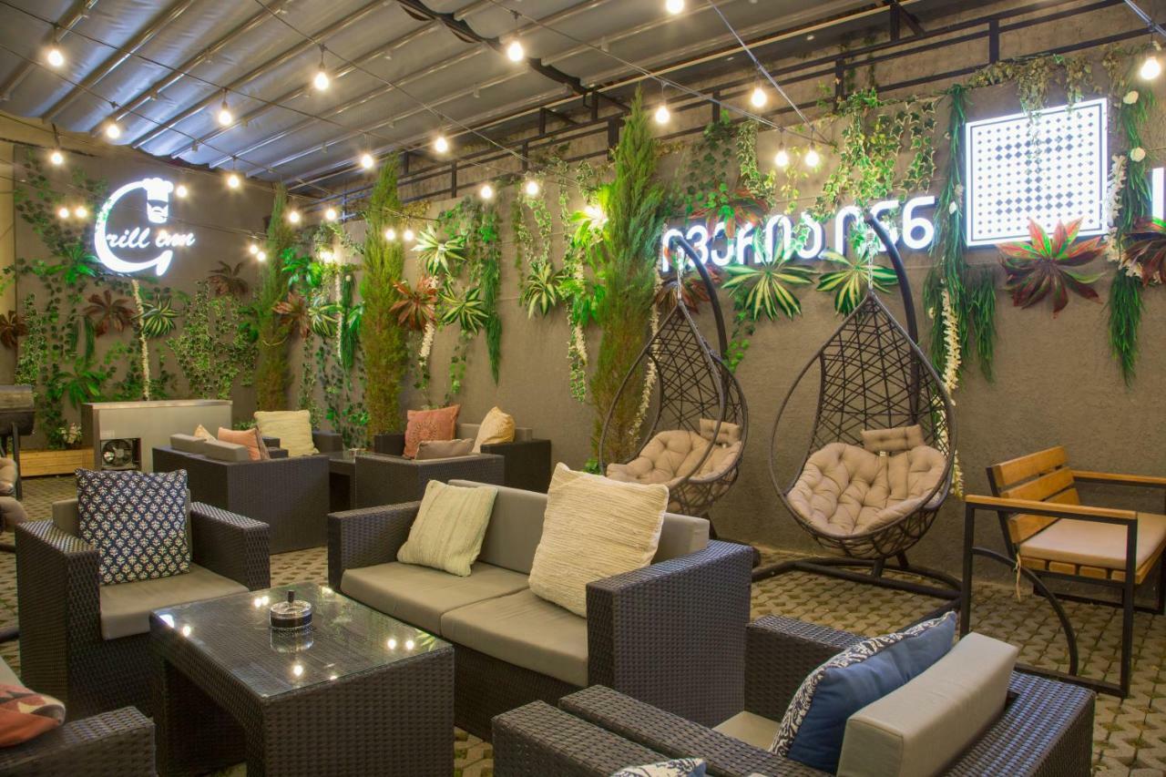 Iveria Inn Hotel Tbilisi Eksteriør bilde